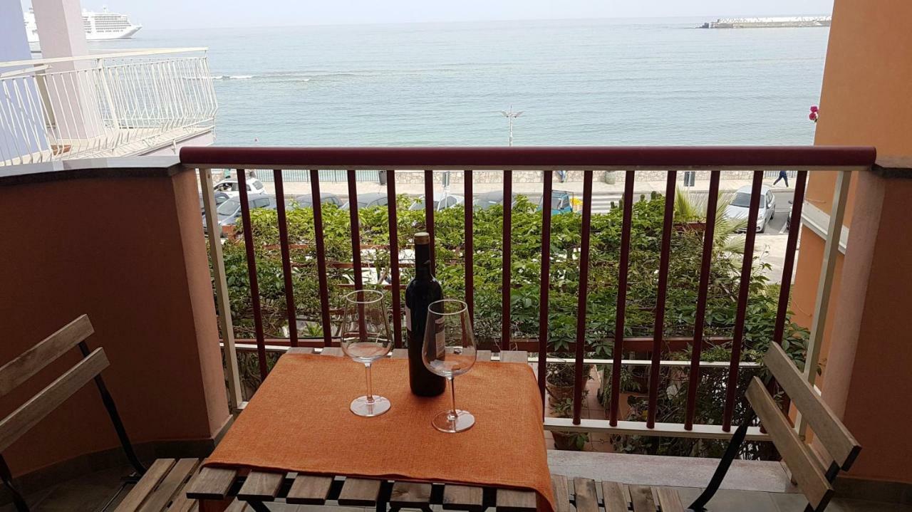 Loft Baia Di Giardini Giardini Naxos Exterior foto